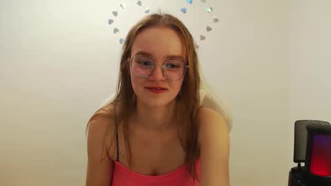 Snapshot of yourdreamray chatting on 24, 10, 2025 Lana online show from 24, 10, 2025