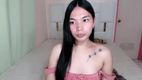 Snapshot of yourfantasy_girl chatting on 14, 7, 2026 jenlie online show from 14, 7, 2026
