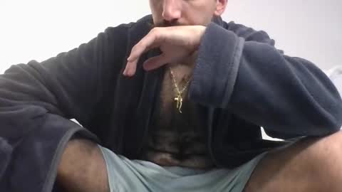 Snapshot of yourfavhairyboy chatting on 18, 12, 2025 yourfavhairyboy online show from 18, 12, 2025