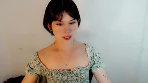 PrettyElla online show from 28, 9, 2025