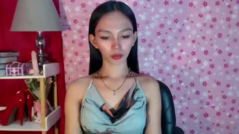 Snapshot of yourfavoratericcie chatting on 12, 10, 2025 RICCIE MAE online show from 12, 10, 2025