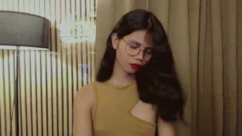 Vivian online show from 27, 10, 2025