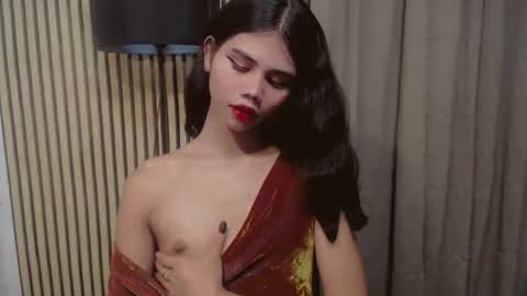 Vivian online show from 18, 11, 2025