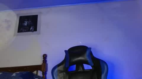 yourfavorite_bigclit online show from 1, 3, 2026