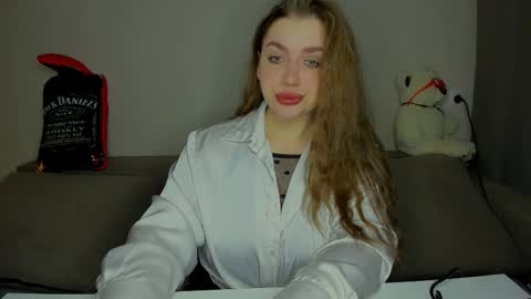 Snapshot of yourgem__ chatting on 3, 2, 2026 yourgem__ online show from 3, 2, 2026