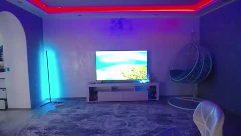 Snapshot of yourgf69 chatting on 28, 2, 2025 call meKira online show from 28, 2, 2025