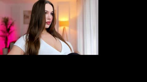 Snapshot of yourgoddessroxana chatting on 22, 10, 2025 roxana online show from 22, 10, 2025