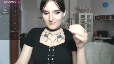 Snapshot of yourhanna_ chatting on 13, 9, 2025 hanna online show from 13, 9, 2025