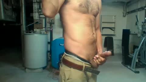 Snapshot of yourislandman chatting on 19, 9, 2025 JerkMeOff online show from 19, 9, 2025