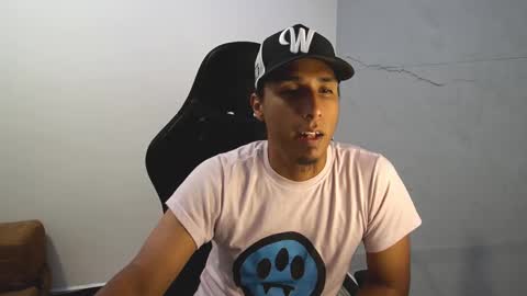 Snapshot of yourlatinmamba chatting on 29, 9, 2025 Your Latin Mamba online show from 29, 9, 2025