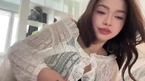 yourlittlesunrise_ online show from 20, 2, 2026