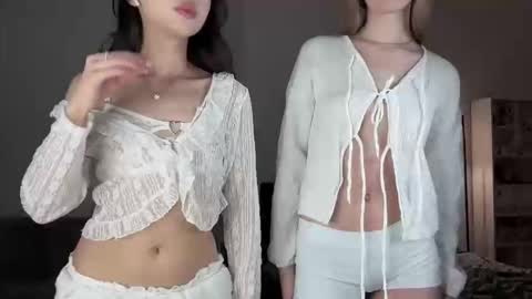 yourlittlesunrise_ online show from 28, 2, 2026