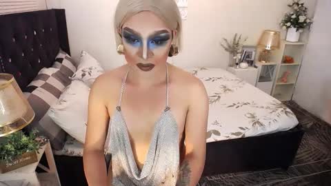 --               online show from 17, 11, 2025