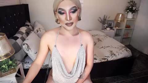 --               online show from 19, 11, 2025