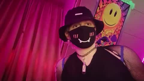 yourlocalfemboy20 online show from 8, 2, 2026