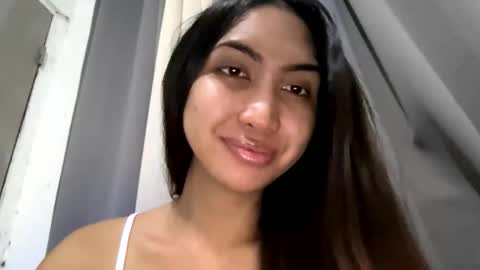 Snapshot of yourlovebella88 chatting on 7, 1, 2026 yourlovebella88 online show from 7, 1, 2026