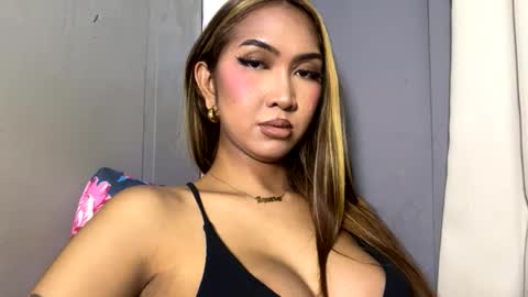 Snapshot of yourlovebella88 chatting on 23, 2, 2026 yourlovebella88 online show from 23, 2, 2026