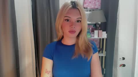 Snapshot of yourlovekylie chatting on 16, 5, 2026 KYLIE MORE online show from 16, 5, 2026