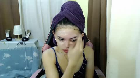 Snapshot of yourlovelytranspinay chatting on 12, 3, 2025 your lovely Dina online show from 12, 3, 2025