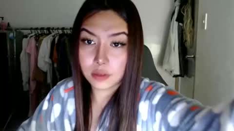 tifanny online show from 25, 2, 2025