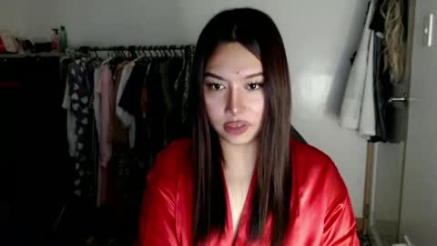 tifanny online show from 28, 2, 2025