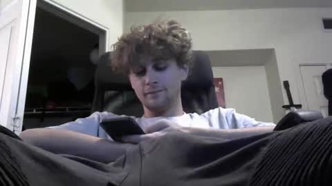 Snapshot of yourman1991 chatting on 18, 11, 2025 yourman1991 online show from 18, 11, 2025