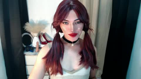 TIFFANY SUCKING QUEEN online show from 28, 6, 2026