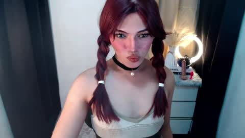TIFFANY SUCKING QUEEN online show from 14, 7, 2026