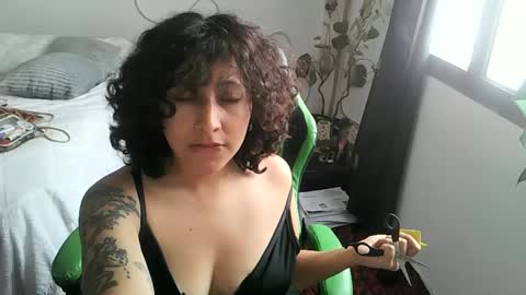 Snapshot of yourownerserena chatting on 22, 9, 2025 Serena online show from 22, 9, 2025