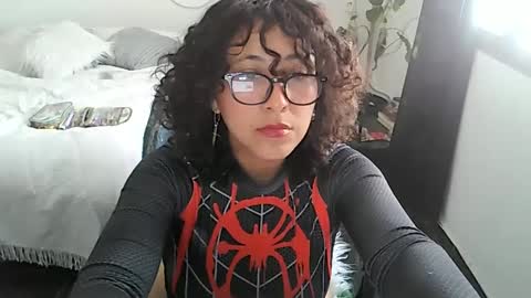 Snapshot of yourownerserena chatting on 25, 9, 2025 Serena online show from 25, 9, 2025