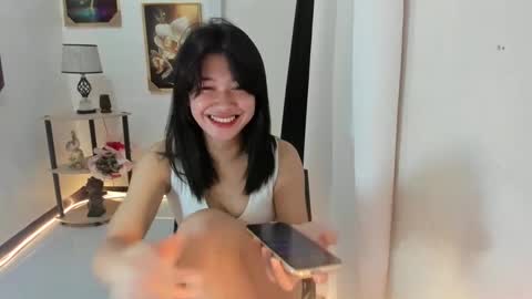 Trish online show from 28, 2, 2025