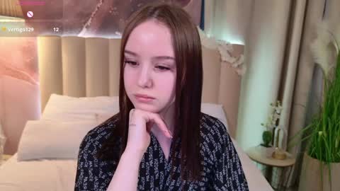 yours fetish mary online show from 31, 3, 2026