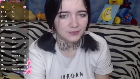 Snapshot of yours_good_mood chatting on 17, 12, 2024 Im - DANI .insta - hardblade1 online show from 17, 12, 2024