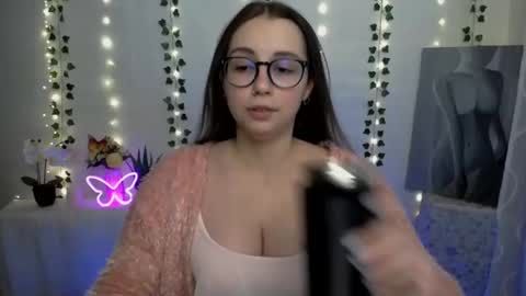 Happy online show from 7, 2, 2025