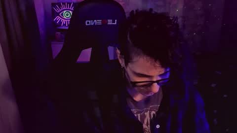 Yours Cosmic online show from 7, 11, 2025