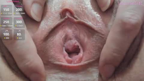 Im Marta follow me online show from 2, 3, 2026