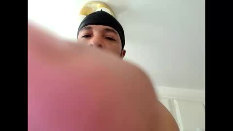 Snapshot of yoursexydaddy79 chatting on 17, 9, 2025 mother fucker online show from 17, 9, 2025