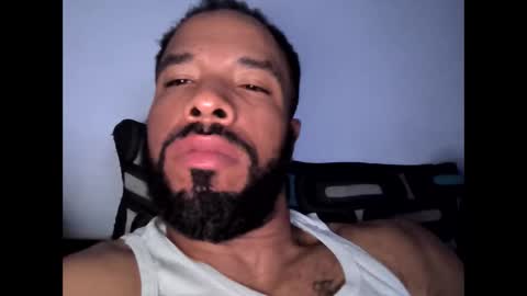 Snapshot of yoursexydaddy79 chatting on 19, 10, 2025 mother fucker online show from 19, 10, 2025