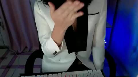 MYSTERIOUS QUEEN online show from 13, 10, 2025