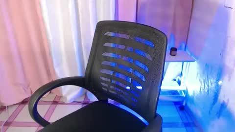 MYSTERIOUS QUEEN online show from 18, 10, 2025