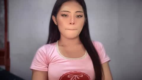yoursweetgirl_crissie online show from 18, 6, 2026