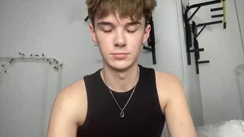 yoursweetyguy online show from 27, 11, 2025