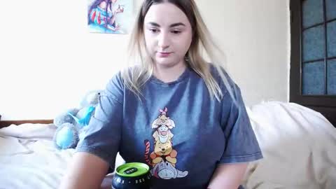 Snapshot of yourswetiegirl chatting on 9, 6, 2026 Sofia online show from 9, 6, 2026