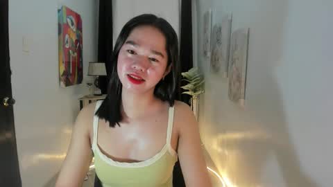 Snapshot of yourtinybunny chatting on 19, 9, 2025 yourtinybunny online show from 19, 9, 2025