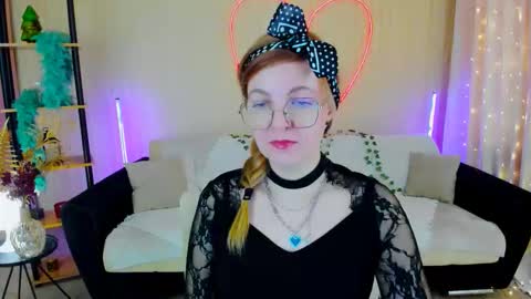 Snapshot of youruniverser chatting on 5, 2, 2026 Alice online show from 5, 2, 2026