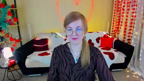 Snapshot of youruniverser chatting on 16, 2, 2026 Alice online show from 16, 2, 2026