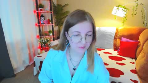 Alice online show from 8, 4, 2026