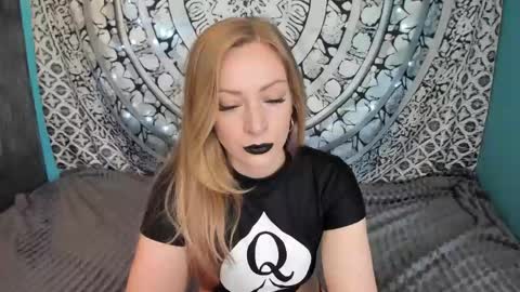 Snapshot of yourvenus00 chatting on 5, 6, 2026 YourVenus00 -Follow my OF online show from 5, 6, 2026