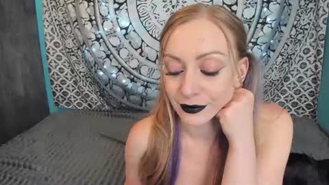 Snapshot of yourvenus00 chatting on 11, 6, 2026 YourVenus00 -Follow my OF online show from 11, 6, 2026