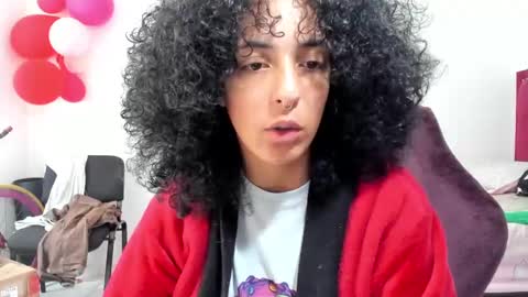 Snapshot of youwishtobeme chatting on 17, 2, 2025 elizabeth ju online show from 17, 2, 2025